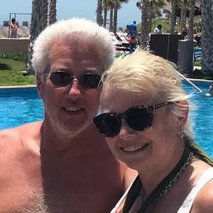 Meet your Posher, Debbie